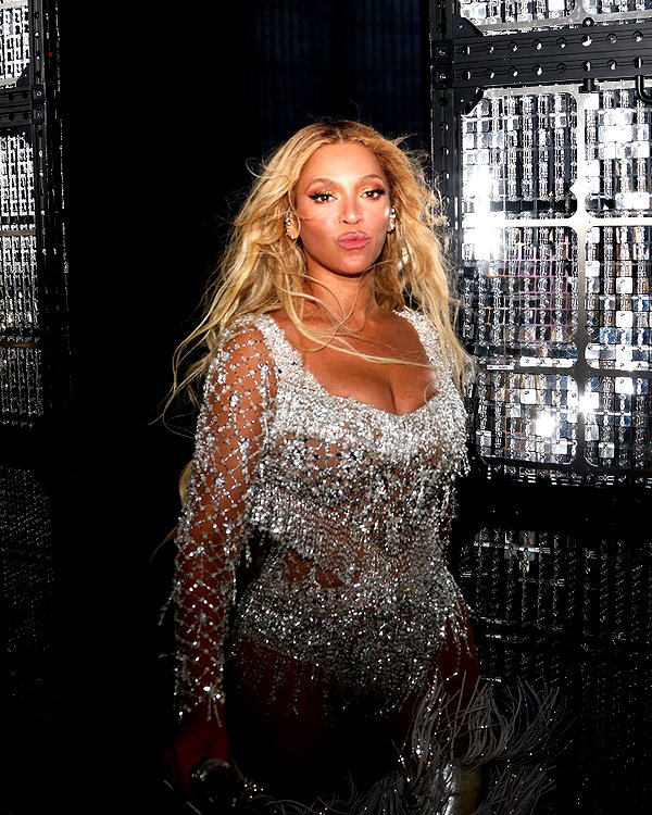 beyonce instagram image archive image