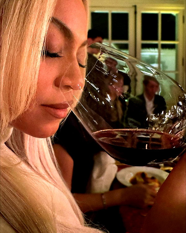 beyonce instagram image archive image