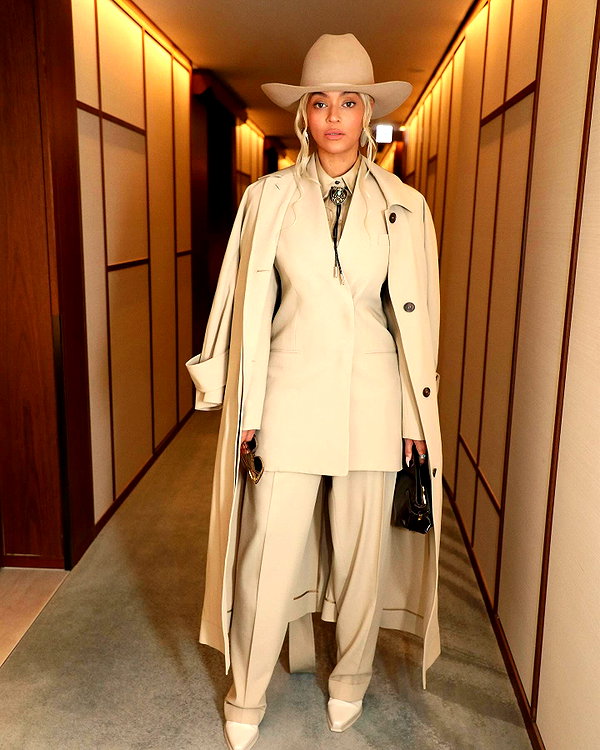 beyonce instagram image archive image