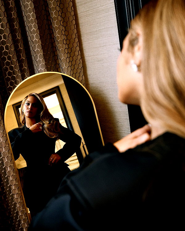 beyonce instagram image archive image