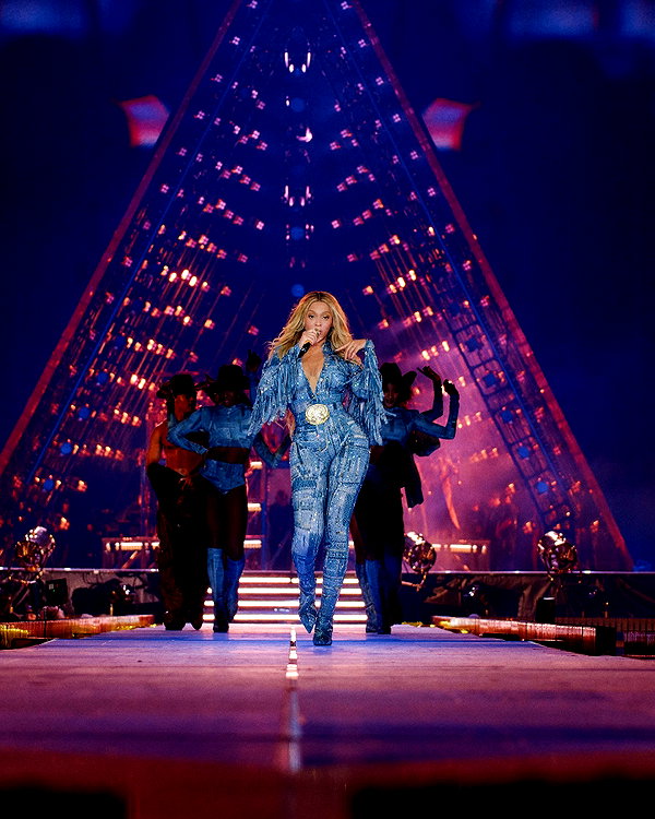 beyonce instagram image archive image