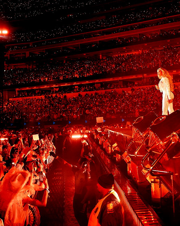 beyonce instagram image archive image