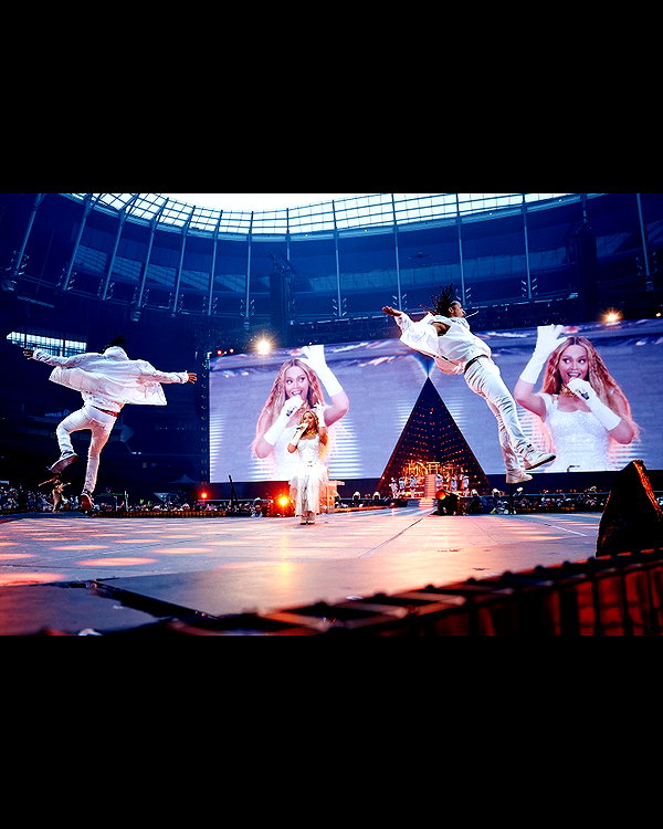 beyonce beyonce archive image