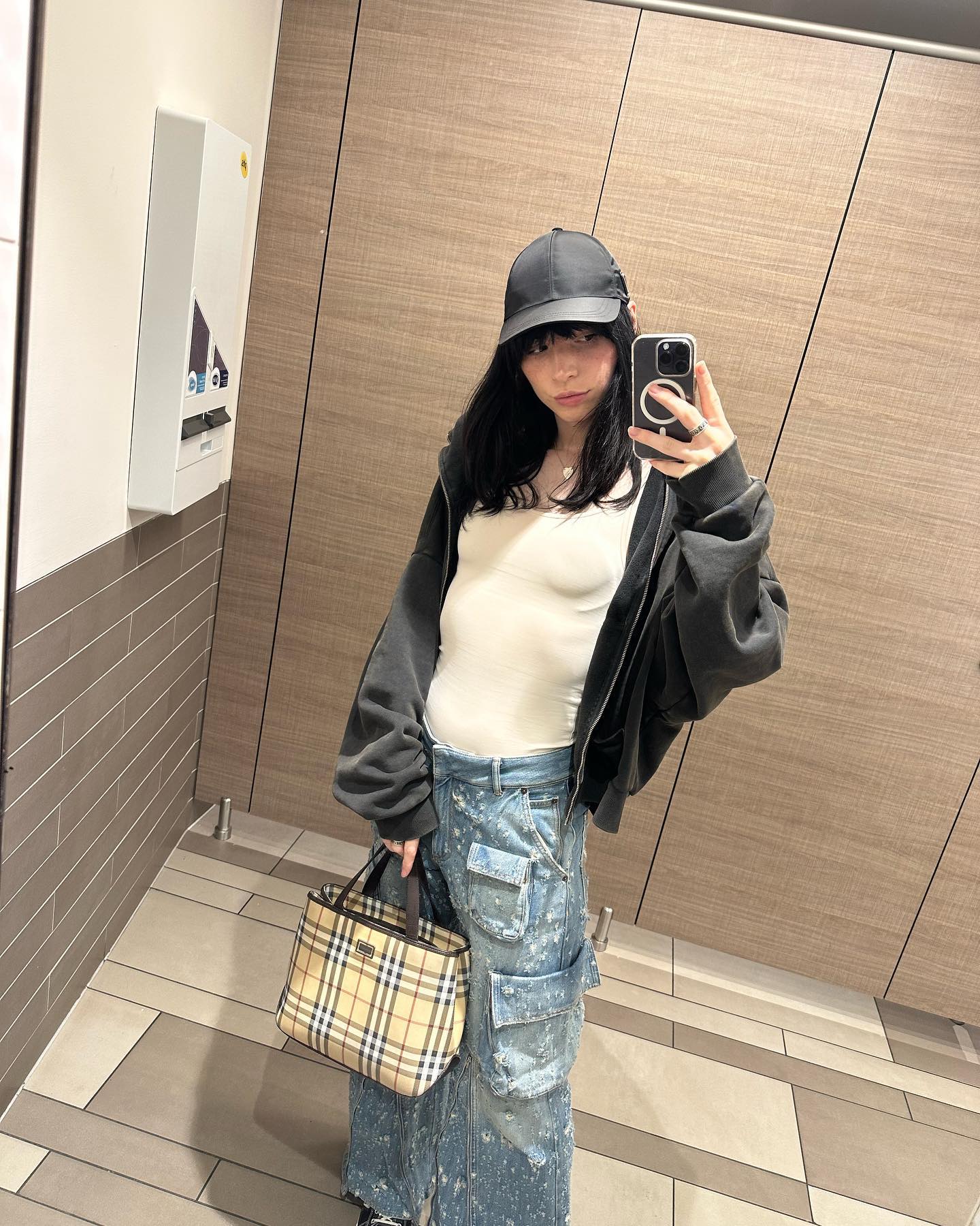 big_icky instagram image archive image