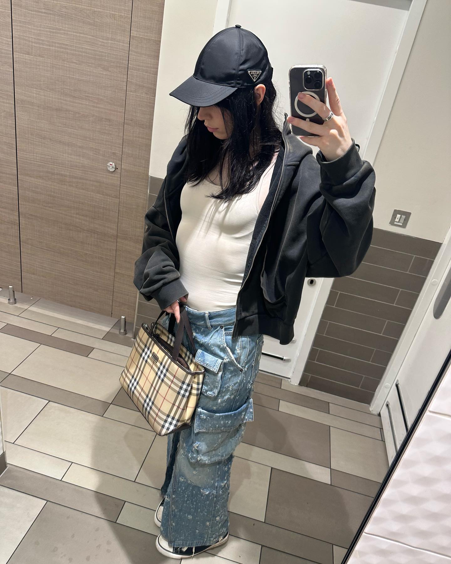 big_icky instagram image archive image