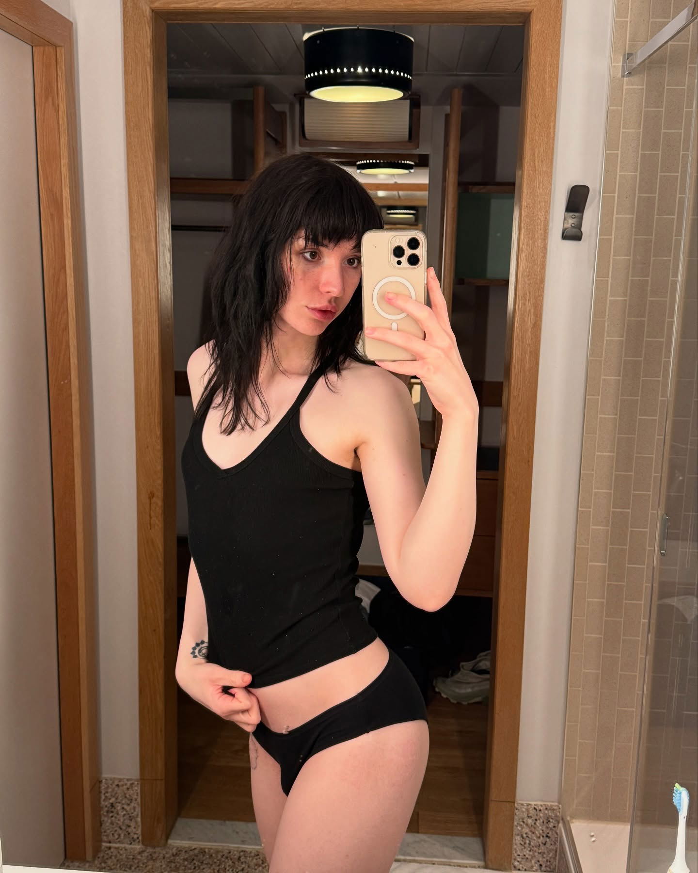 big_icky instagram image archive image