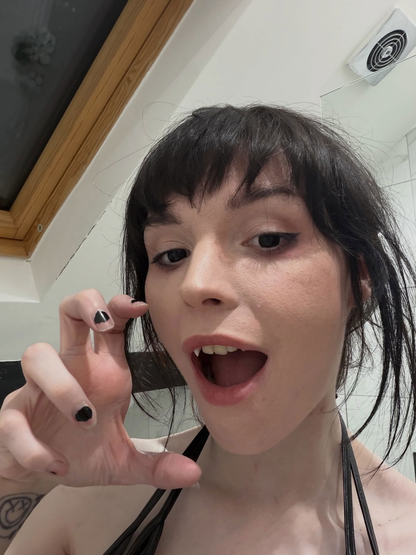 big_icky instagram image archive image