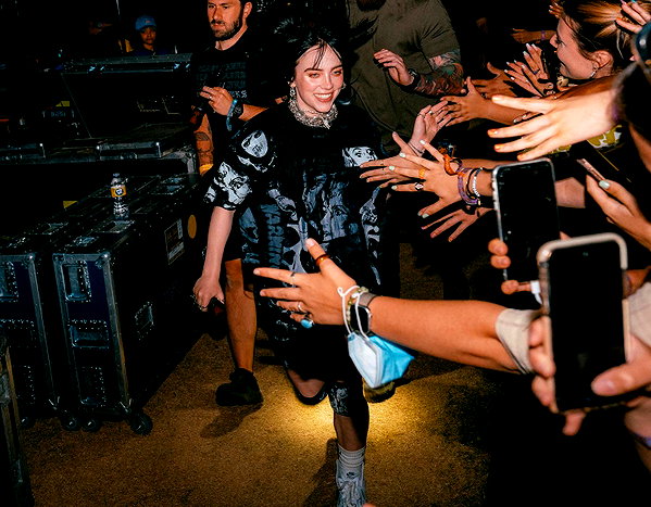 billieeilish instagram image archive image
