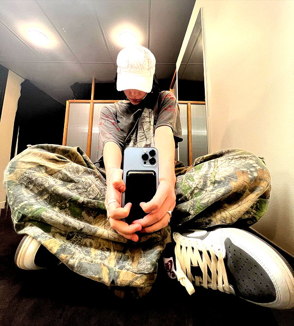 billieeilish instagram image archive image