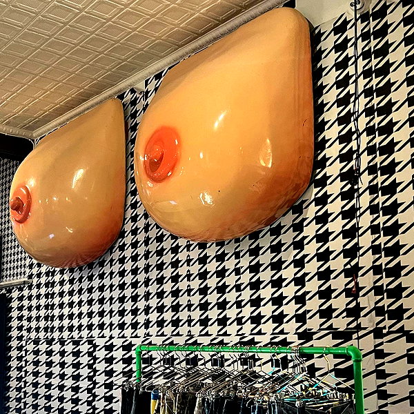 billieeilish instagram image archive image