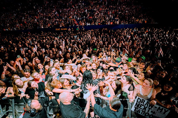 billieeilish instagram image archive image