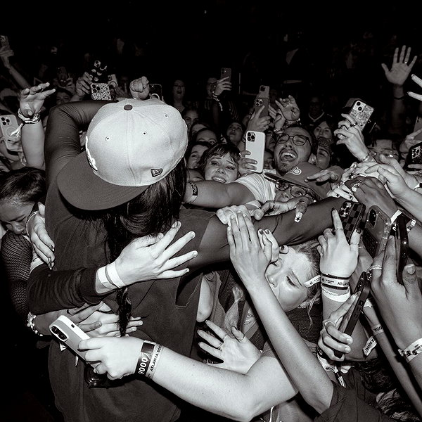 billieeilish instagram image archive image