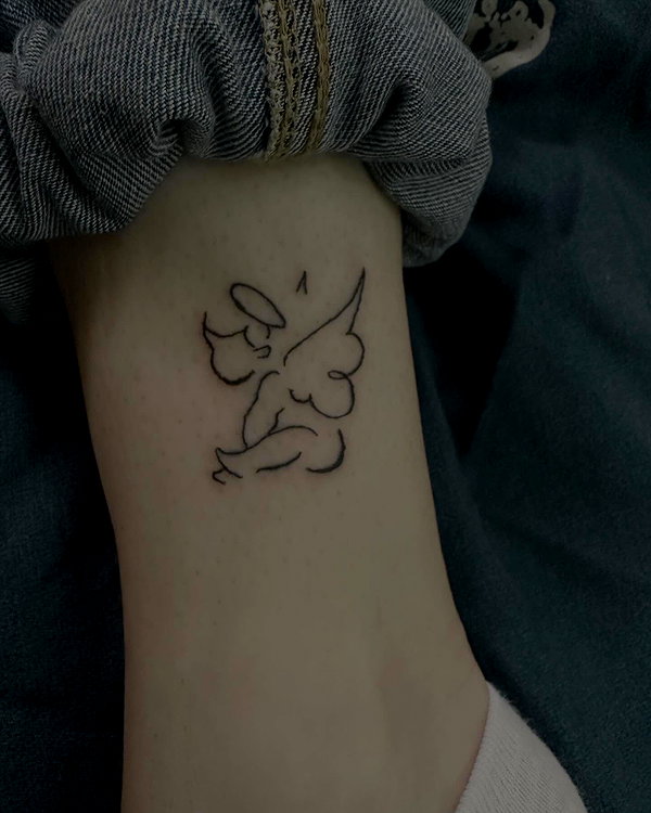 bitch_tattooist_17 instagram image archive image