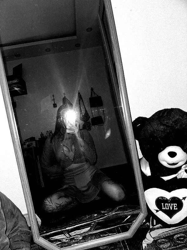 bitch_tattooist_17 instagram image archive image