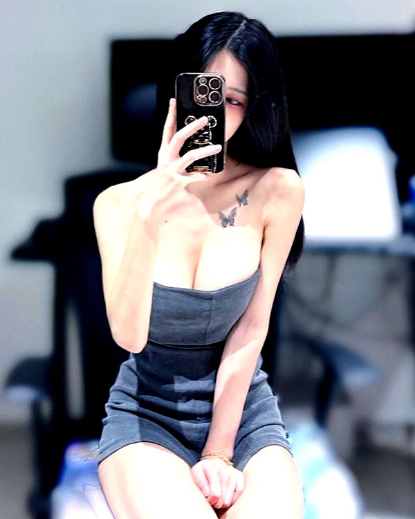 biya1024 instagram image archive image
