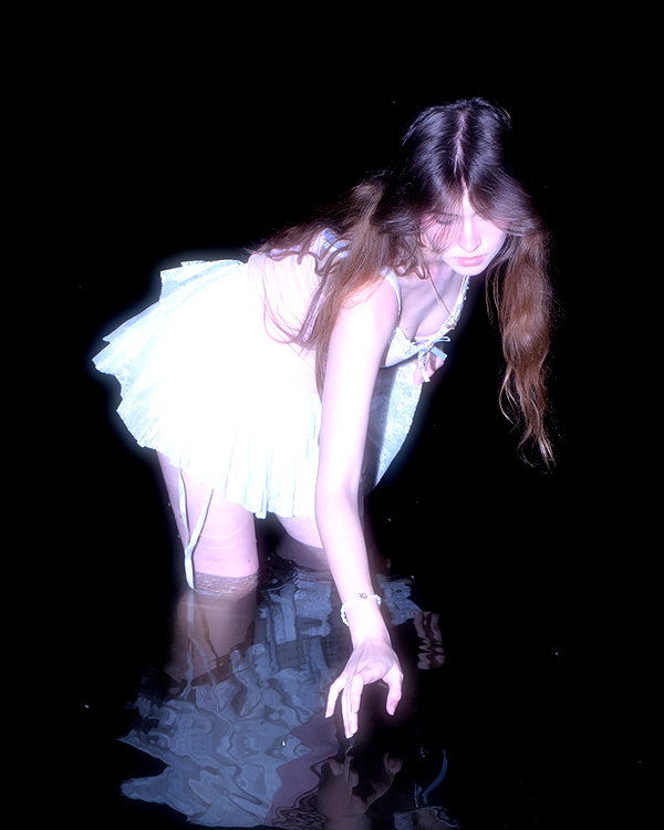 blossom_in_my_moonlight instagram image archive image