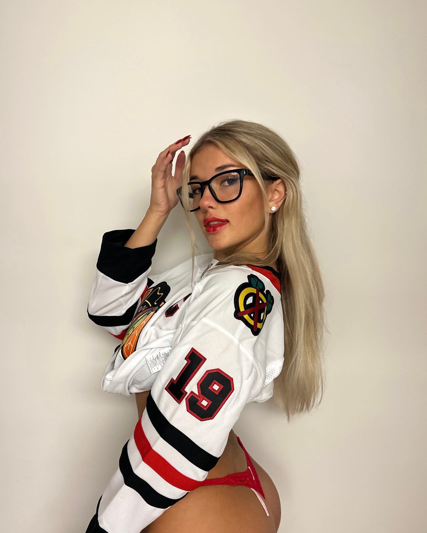 breckiehill instagram image archive image