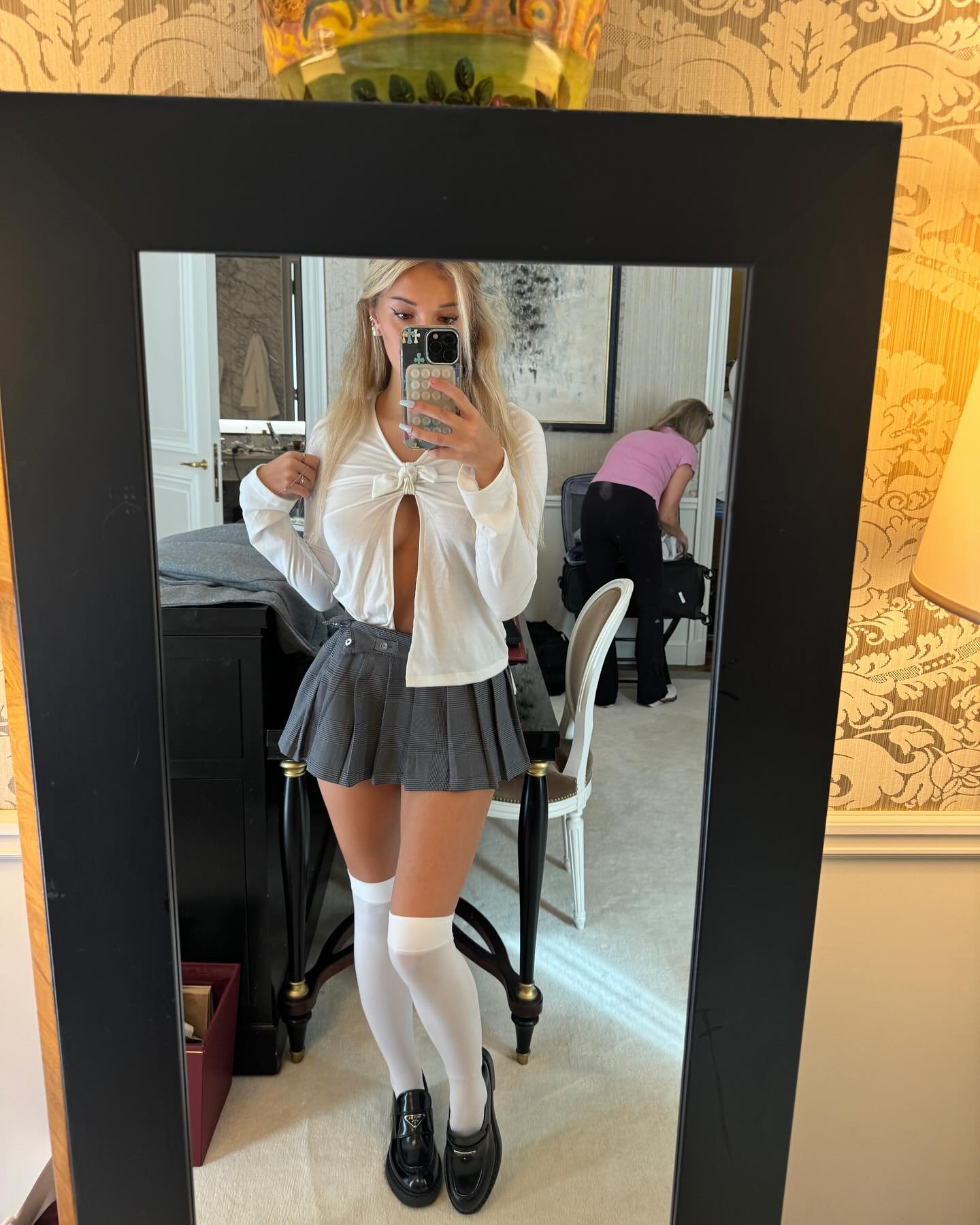 breckiehill instagram image archive image