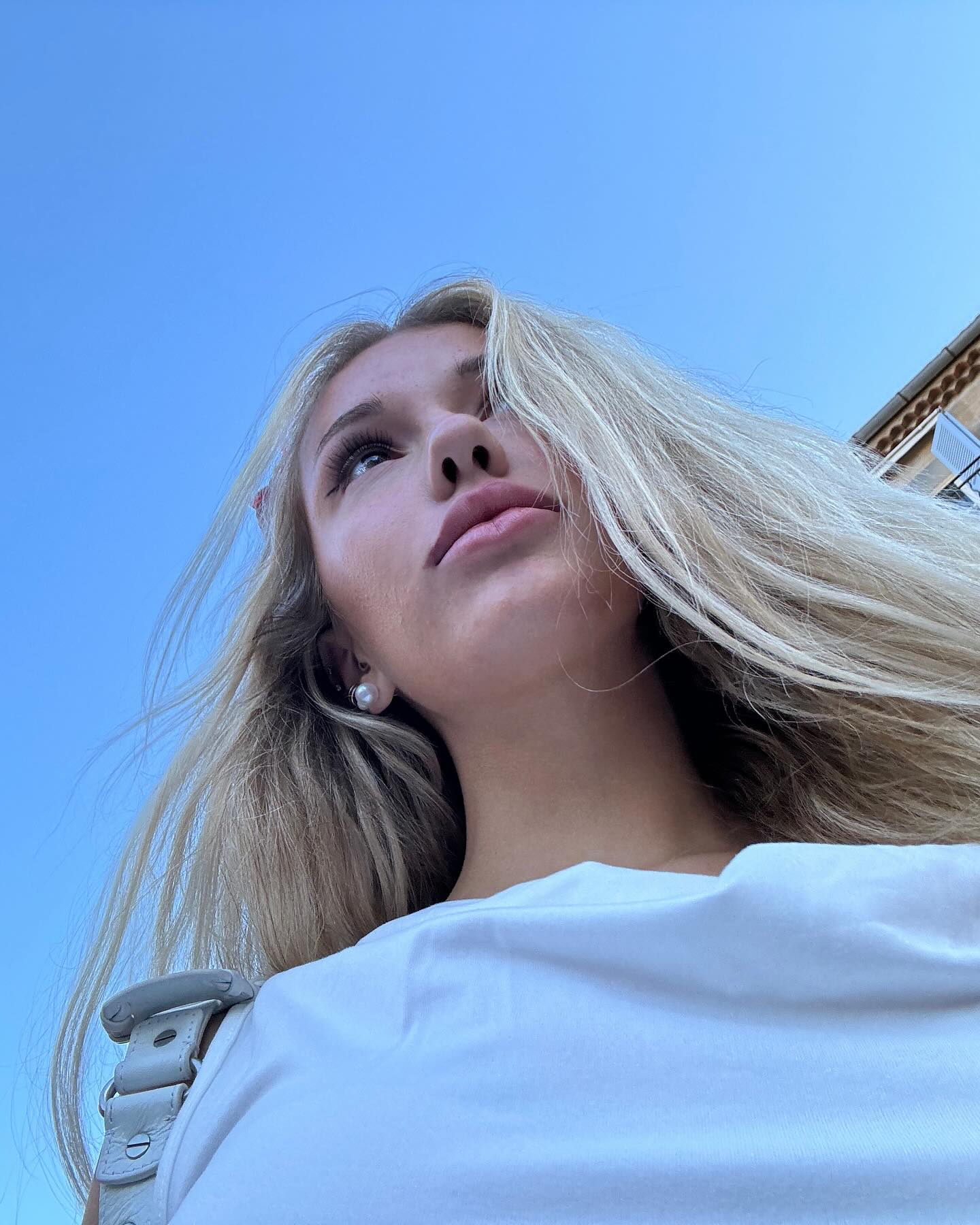 breckiehill instagram image archive image