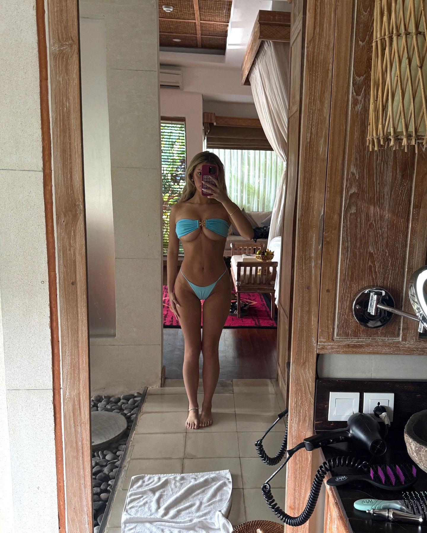 breckiehill instagram image archive image