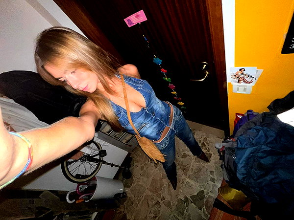 brillacomecamillaa instagram image archive image
