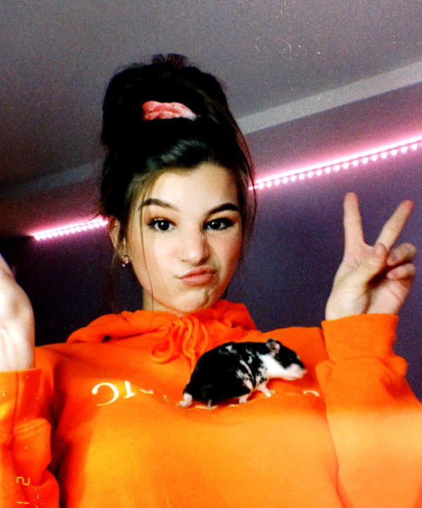 brookemonk instagram image archive image