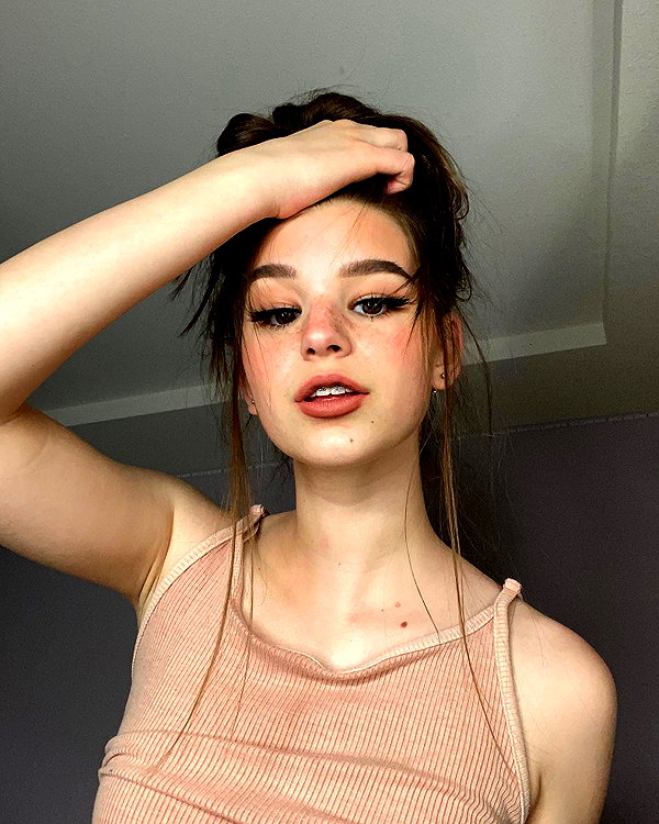 brookemonk instagram image archive image