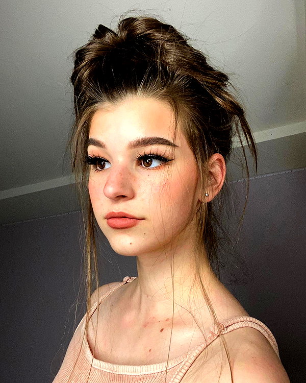brookemonk instagram image archive image