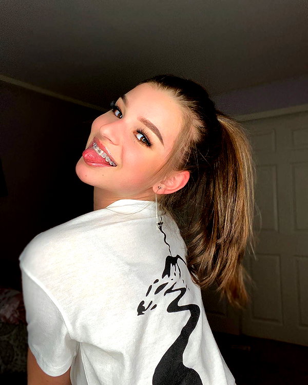 brookemonk instagram image archive image
