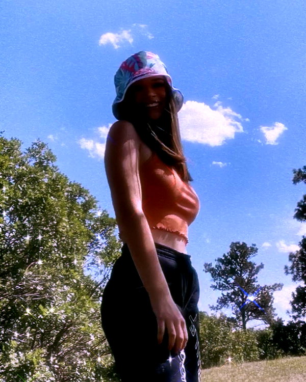 brookemonk instagram image archive image