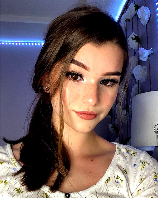 brookemonk instagram image archive image
