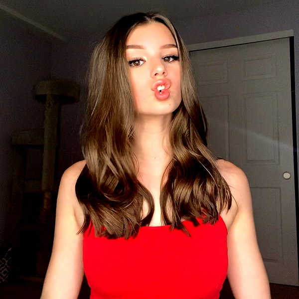 brookemonk instagram image archive image