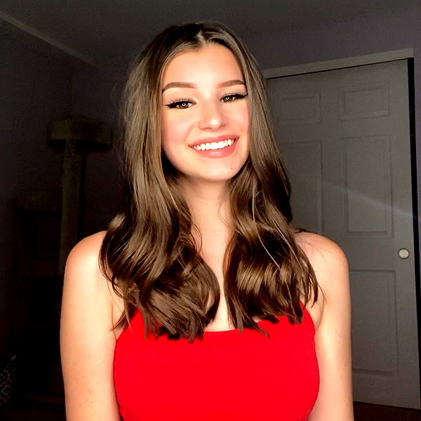 brookemonk instagram image archive image