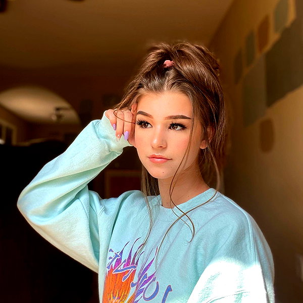 brookemonk instagram image archive image