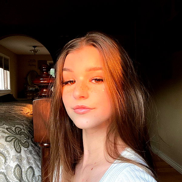 brookemonk instagram image archive image