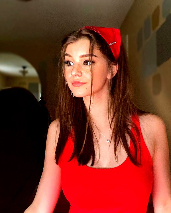 brookemonk instagram image archive image