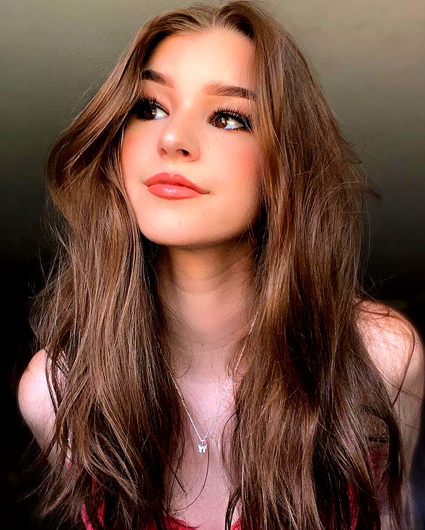 brookemonk instagram image archive image