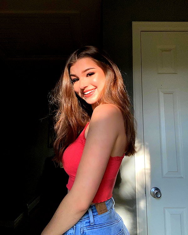 brookemonk instagram image archive image