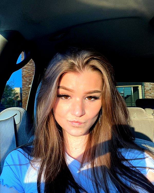 brookemonk instagram image archive image