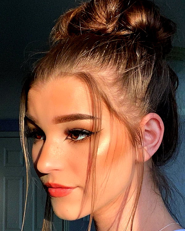 brookemonk instagram image archive image