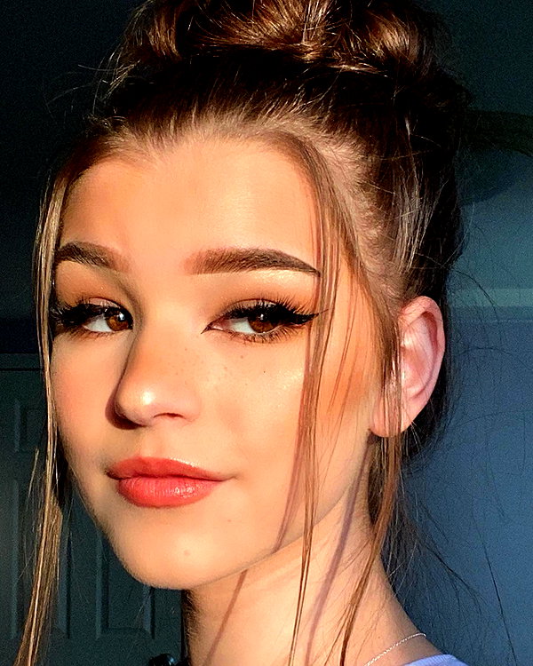 brookemonk instagram image archive image