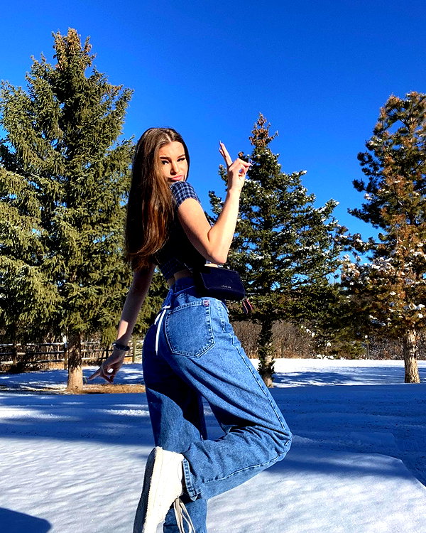 brookemonk instagram image archive image