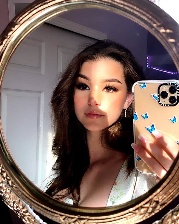 brookemonk instagram image archive image