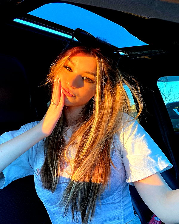 brookemonk instagram image archive image