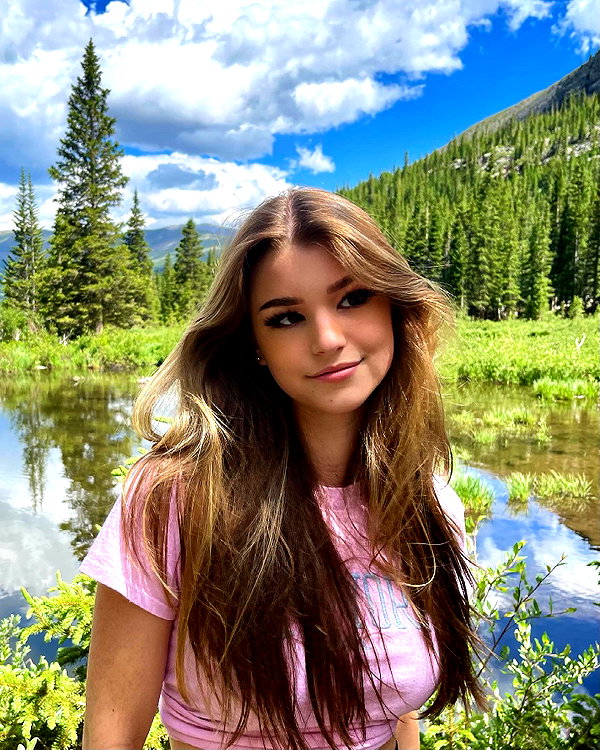 brookemonk instagram image archive image