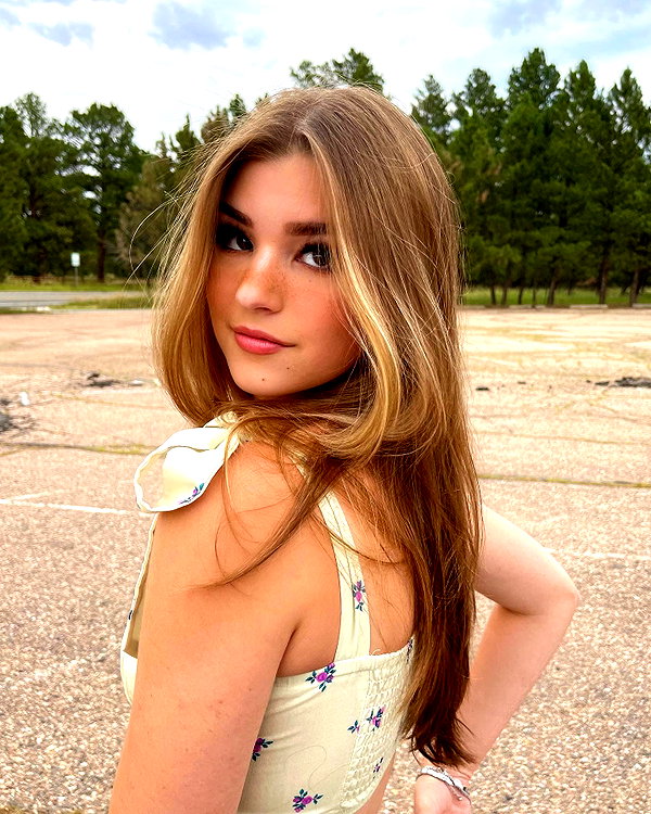 brookemonk instagram image archive image