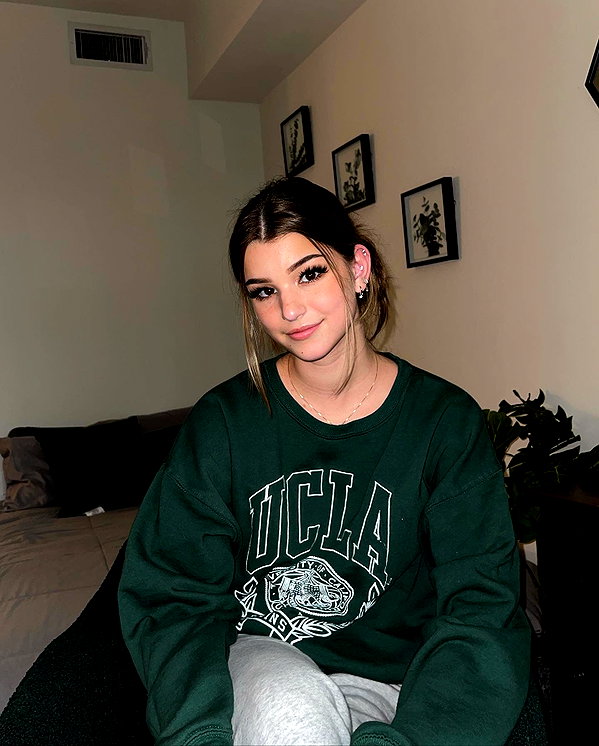 brookemonk instagram image archive image