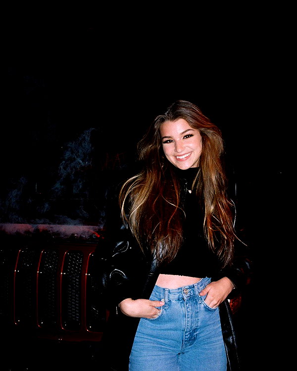 brookemonk instagram image archive image