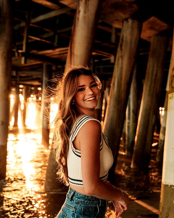 brookemonk instagram image archive image