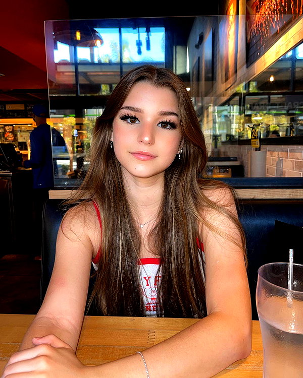 brookemonk instagram image archive image